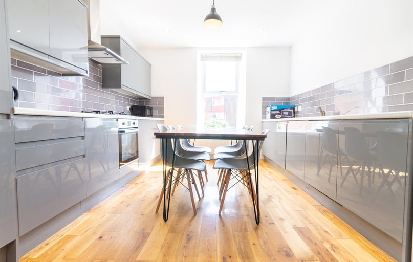 Sunbury Avenue, Jesmond, Newcastle - Image 1